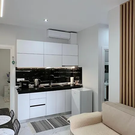 Apartment White And Cozy
